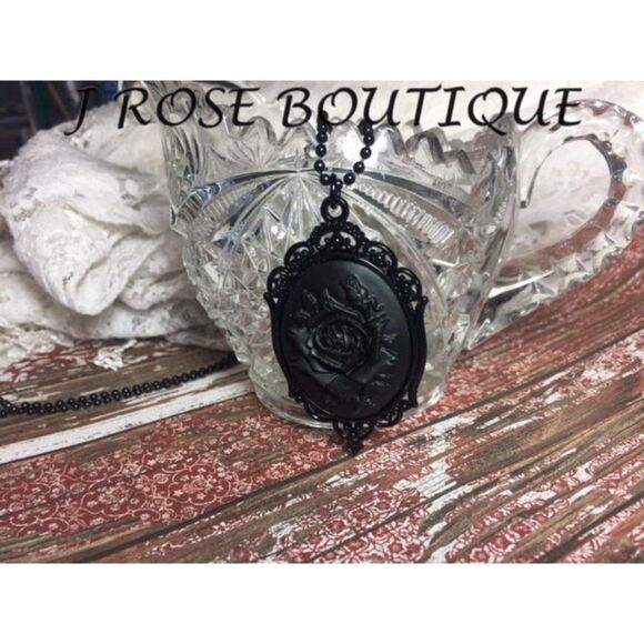 Anniversary gift birthday mom Black Morbid Rose Cameo Necklace Gothic Victorian - Picture 8 of 9